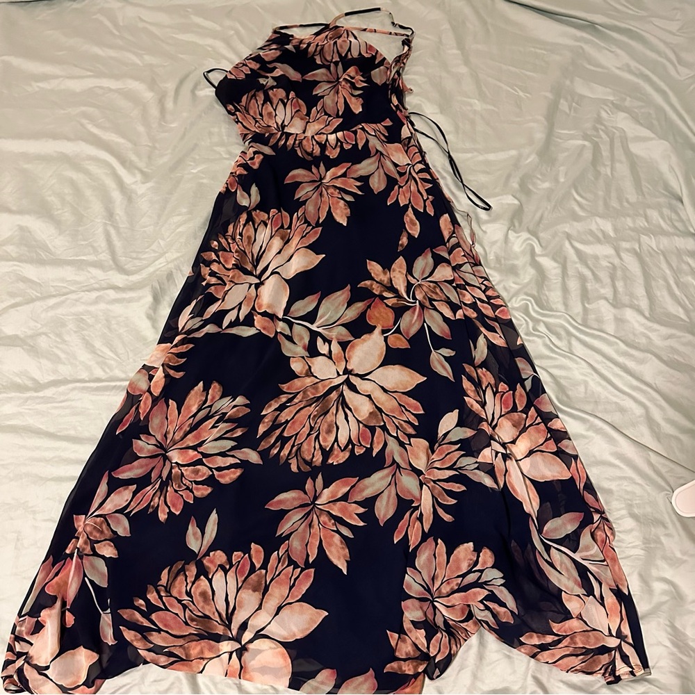 Adventure Seeker Navy Blue Floral Print Maxi dress - size medium
